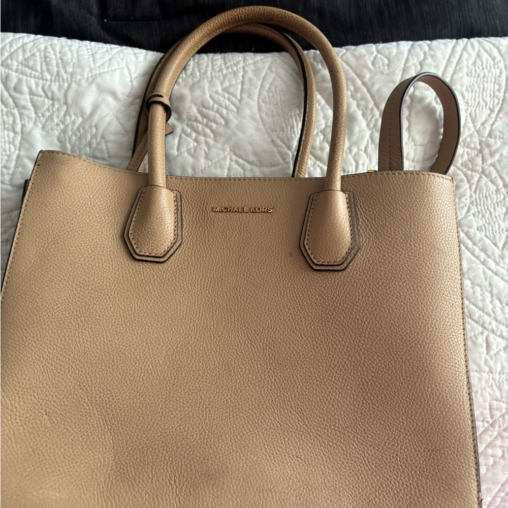 Michael Kors Beige Leather Tote